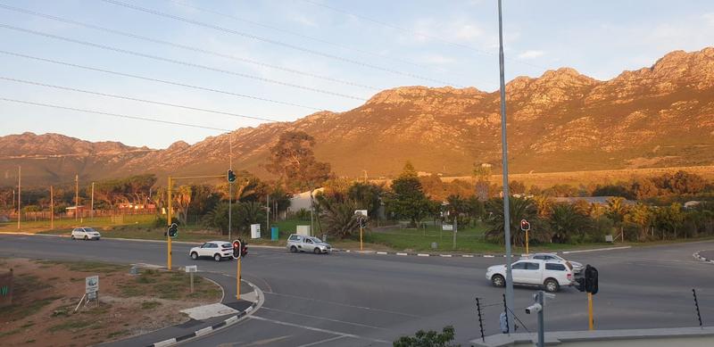 1 Bedroom Property for Sale in Gordons Bay Western Cape